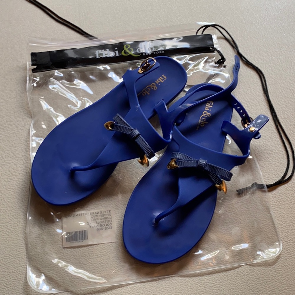 Blue fibi and clo sandals